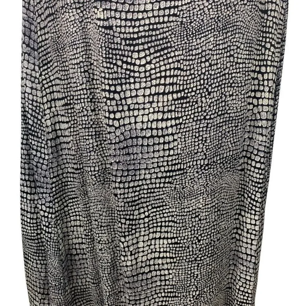 Olivia‎ Black & White Crocodile Print Slip Dress Rayon Lace Hem Sleeveless S